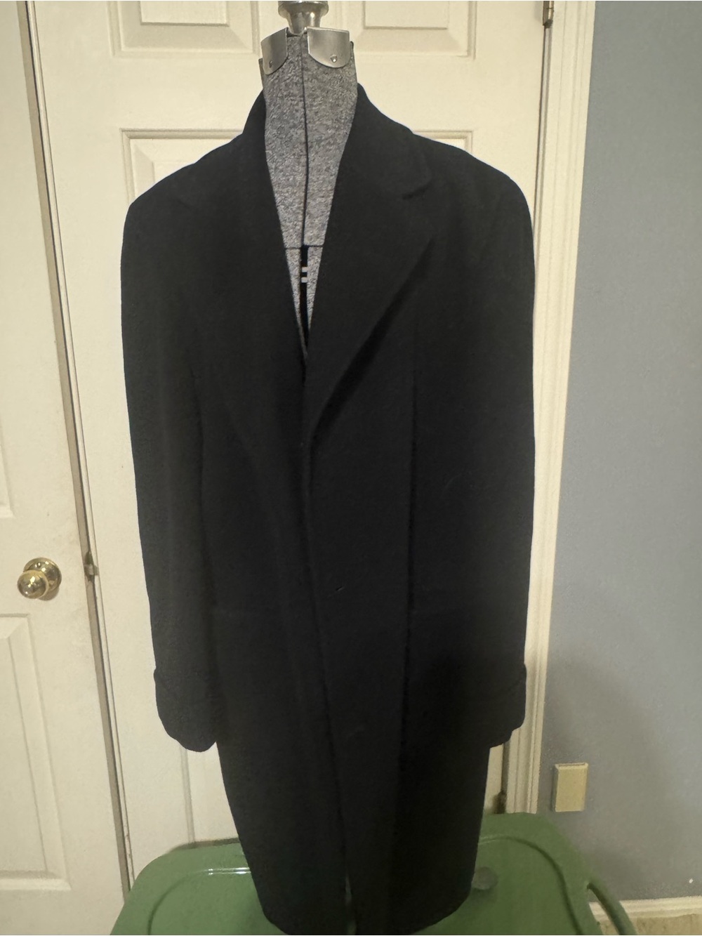 Karamai Men's Black Trench Coat cashmere